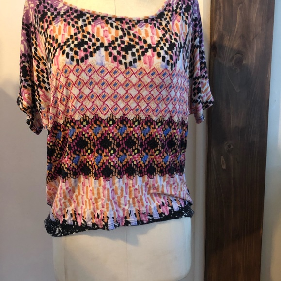 Colorful pattern tee - Picture 2 of 2